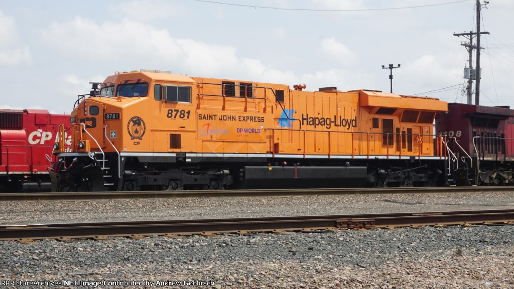 CP 8781 Hapag-Lloyd Saint John Express